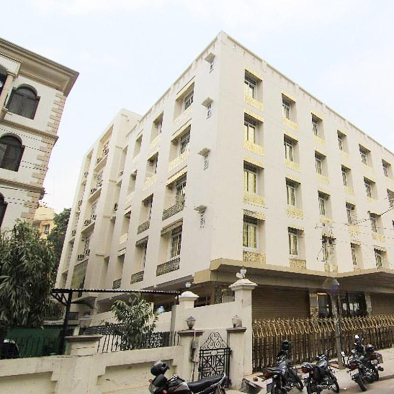 Hotel Galaxy Grand Book Hotel In Hazratganj Lucknow